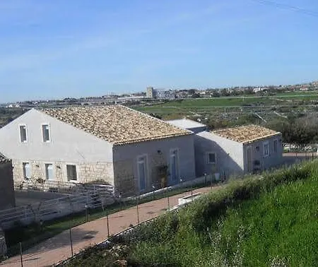 Apartament Azienda Agrituristica E Didattica Craunari Modica